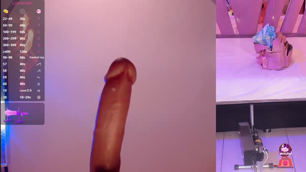 Trianna_ spank Webcam SHOW @ Cam4 14-04-2025