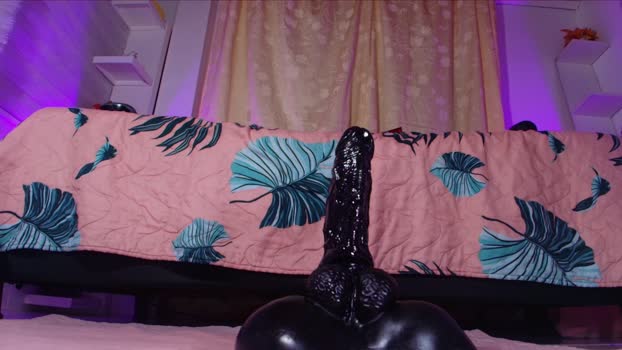 emyli_sw bigtoys Webcam SHOW @ Cam4 16-04-2025