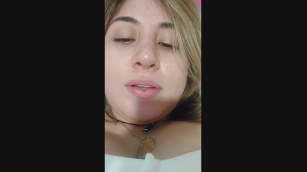 ilonka_Ui fingers Webcam SHOW @ Cam4 27-04-2025