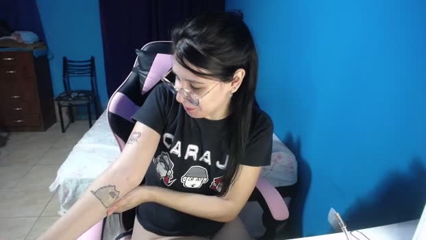 zzwei7 striptease Webcam SHOW @ Cam4 03-05-2025