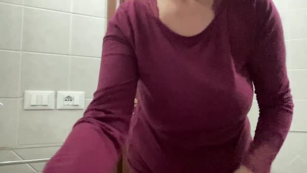martinabigst nude Webcam SHOW @ Cam4 08-05-2025