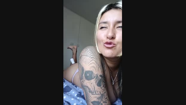 Kitty_goddess lickpussy Webcam SHOW @ Cam4 11-05-2025