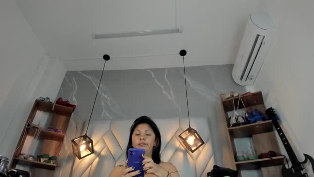 MirandaHaguen bigass Webcam SHOW @ Cam4 13-05-2025
