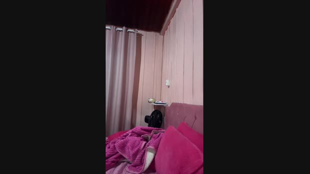 Renatinhaaaa play Webcam SHOW @ Cam4 15-05-2025