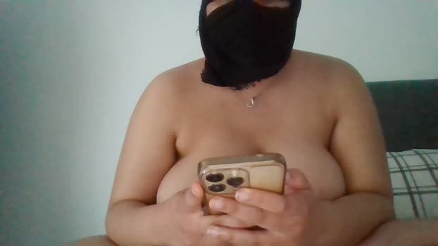 beurette18_75 amateur Webcam SHOW @ Cam4 15-05-2025