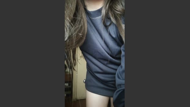 petitesantaslut fuckme Webcam SHOW @ Cam4 04-07-2025
