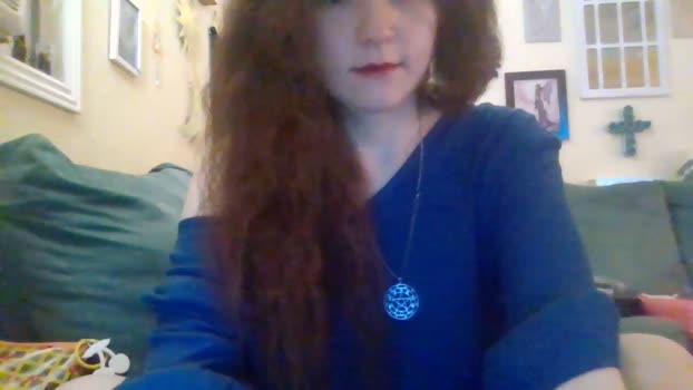 QueenCrimson prettyface Webcam SHOW @ Cam4 08-07-2025