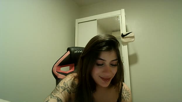 Becca_B Webcam Webcam SHOW @ Cam4 09-07-2025