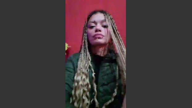 Tinaruiz01 fuckher Webcam SHOW @ Cam4 18-07-2025