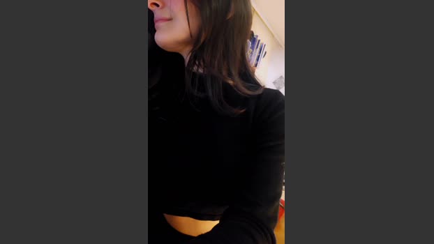 Roxannepiggy spanking Webcam SHOW @ Cam4 23-07-2025
