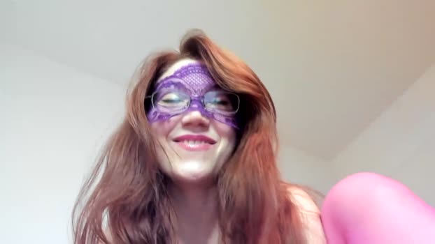 chatoncokinX strip Webcam SHOW @ Cam4 01-08-2025
