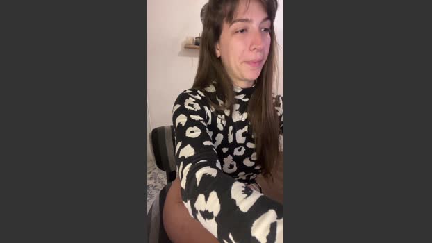 Yara_Queenn suckshow Webcam SHOW @ Cam4 06-08-2025