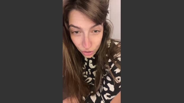 Yara_Queenn Cam Webcam SHOW @ Cam4 06-08-2025
