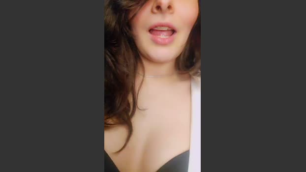 Roxannepiggy orgasm Webcam SHOW @ Cam4 08-08-2025