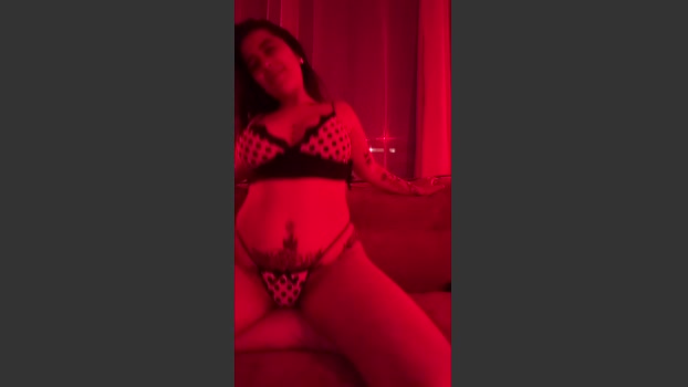 karenbrunette kissing Webcam SHOW @ Cam4 08-08-2025