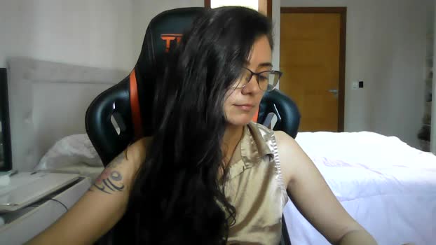 INTHETOILET kissing Webcam SHOW @ Cam4 17-08-2025