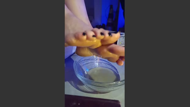 pissriot fingers Webcam SHOW @ Cam4 16-08-2025