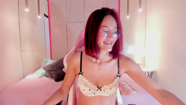 daphne_courtis suck Webcam SHOW @ Cam4 18-08-2025
