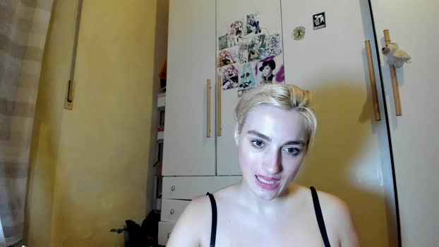 Monicrem toy Webcam SHOW @ Cam4 21-08-2025