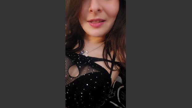 Roxannepiggy kiss Webcam SHOW @ Cam4 23-08-2025