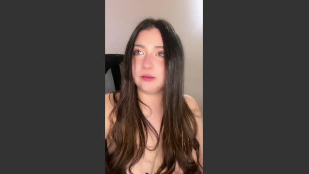 Valentinauwu playtime Webcam SHOW @ Cam4 27-08-2025
