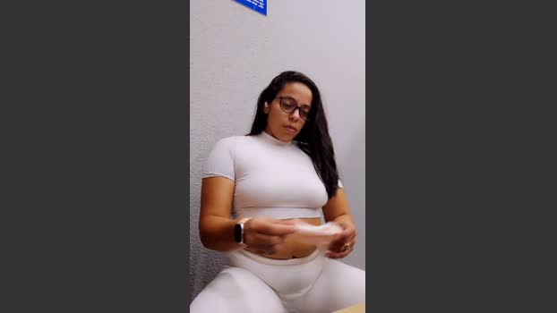 LollaBunny26 yummy Webcam SHOW @ Cam4 05-09-2025