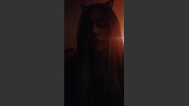 amaris_hot