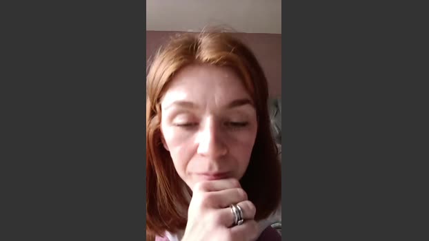 Housewife_Kirst big Webcam SHOW @ Cam4 10-09-2025