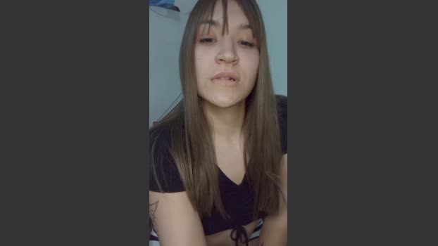 Chinitagalvan kiss Webcam SHOW @ Cam4 14-09-2025