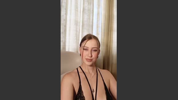 SusieRedd horny Webcam SHOW @ Cam4 19-09-2025