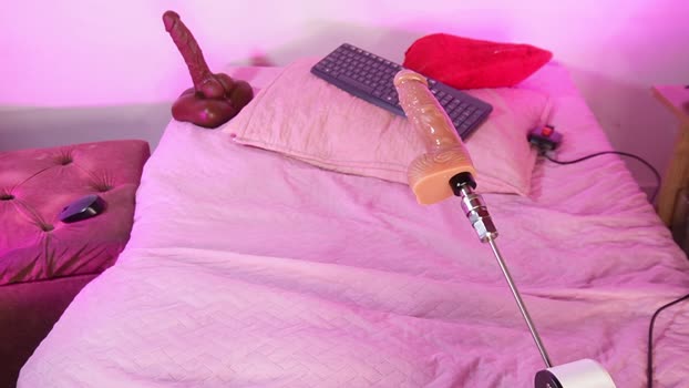 emyli_sw moan Webcam SHOW @ Cam4 20-09-2025