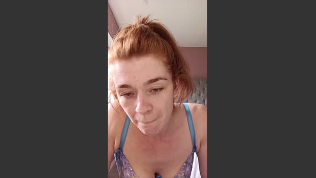 Housewife_Kirst lovense Webcam SHOW @ Cam4 24-09-2025