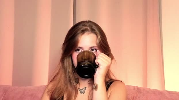 EllamaeWerley spank Webcam SHOW @ Cam4 25-09-2025