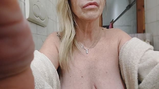 susylux20 suckshow Webcam SHOW @ Cam4 26-09-2025