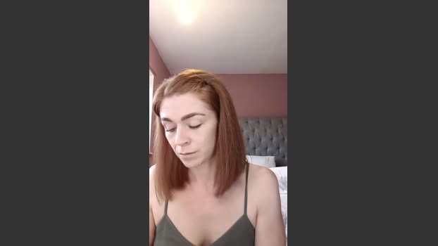Housewife_Kirst pussy Webcam SHOW @ Cam4 28-09-2025
