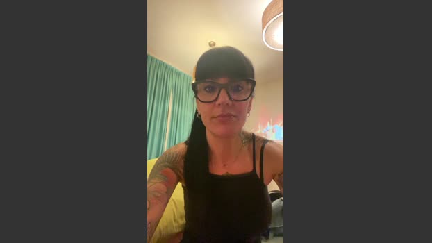 Morochahottatoo lick Webcam SHOW @ Cam4 02-10-2025