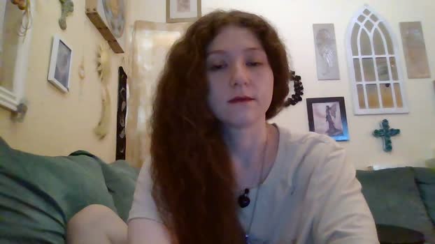 QueenCrimson legs Webcam SHOW @ Cam4 02-10-2025