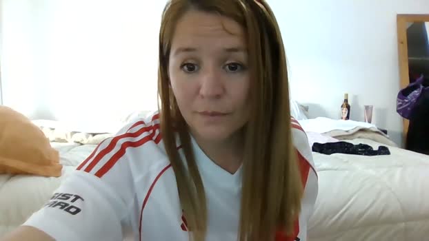 mieldulcexx kiss Webcam SHOW @ Cam4 02-10-2025