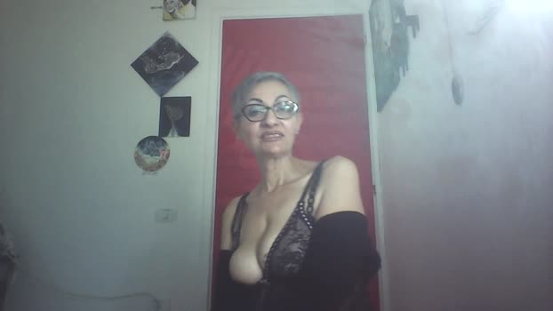 geishaguerrier5 ass Webcam SHOW @ Cam4 04-10-2025