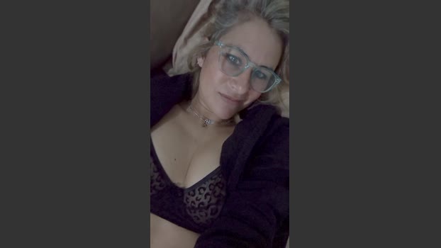 Viviana48A spank Webcam SHOW @ Cam4 05-10-2025
