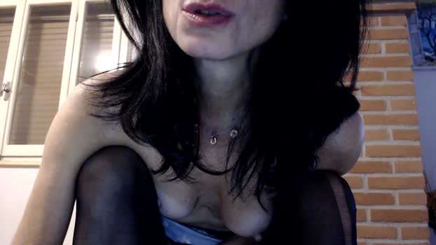 nicy71 natural Webcam SHOW @ Cam4 05-10-2025
