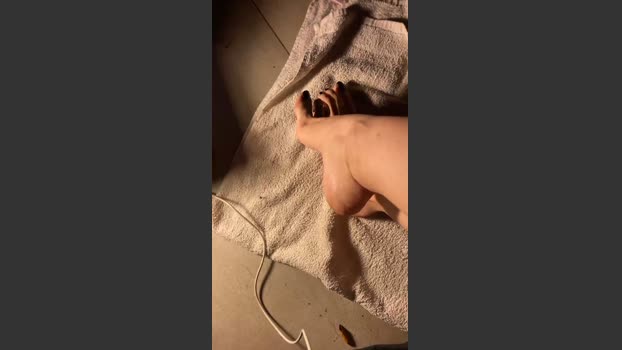 pissriot sexyfeet Webcam SHOW @ Cam4 05-10-2025
