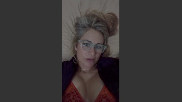 Viviana48A fuckass Webcam SHOW @ Cam4 06-10-2025