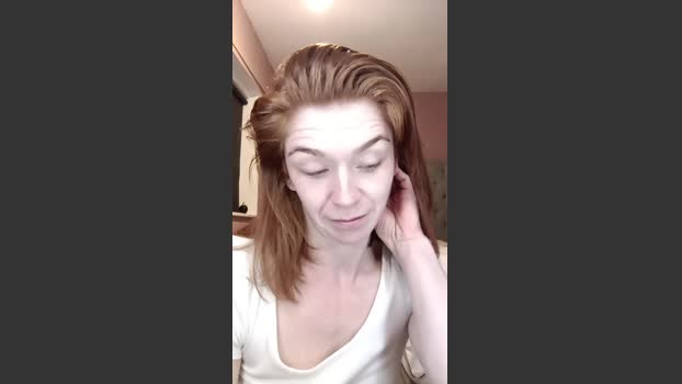 Housewife_Kirst spank Webcam SHOW @ Cam4 06-10-2025