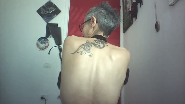 geishaguerrier5 legs Webcam SHOW @ Cam4 06-10-2025