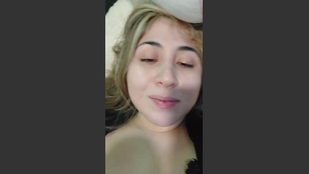 ilonka_Ui moan Webcam SHOW @ Cam4 07-10-2025