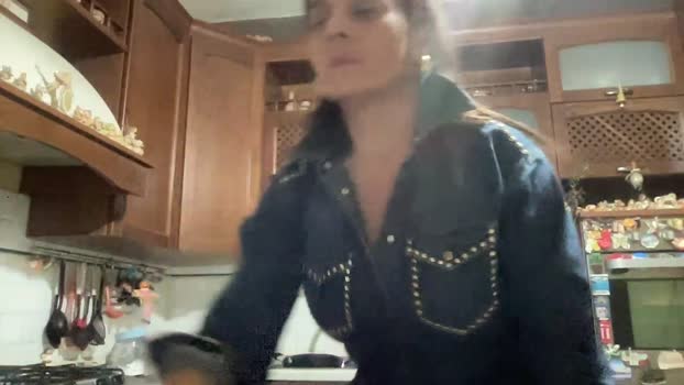 martinabigst Topless Webcam SHOW @ Cam4 08-10-2025