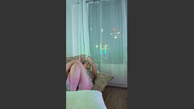 karenbrunette Pretty Webcam SHOW @ Cam4 09-10-2025