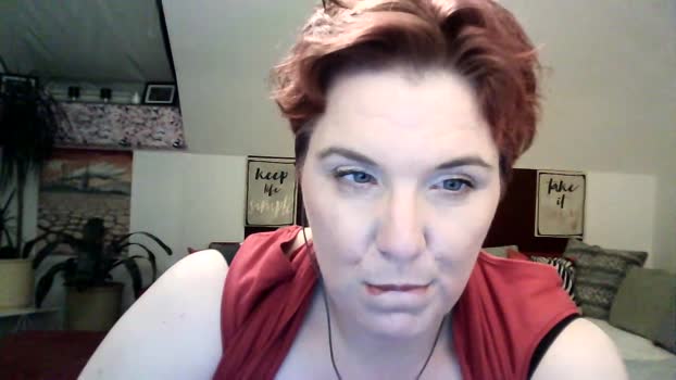 schugga1 spank Webcam SHOW @ Cam4 09-10-2025