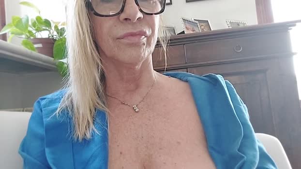 susylux20 Cam Webcam SHOW @ Cam4 09-10-2025